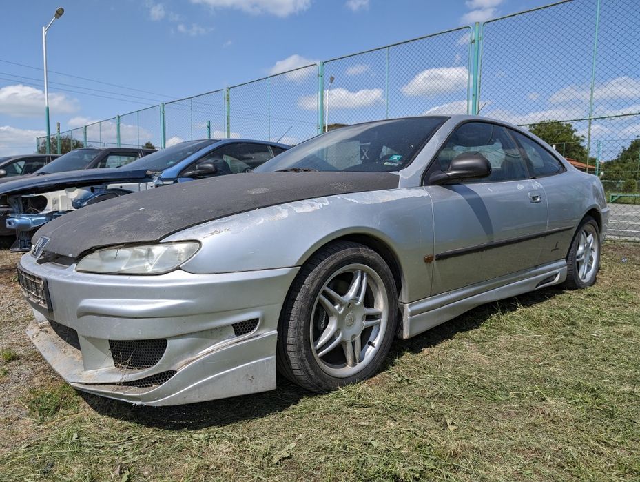 Продавам Пежо 406 купе на части