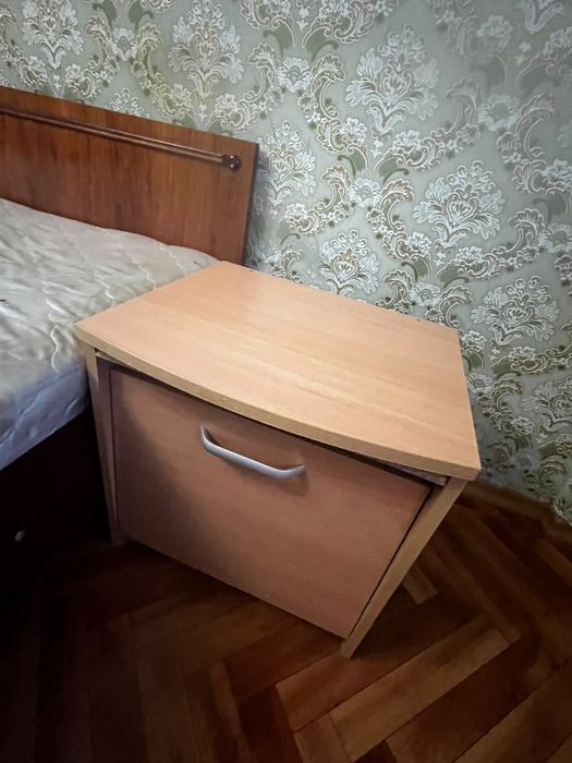 Продам двуспальную кровать