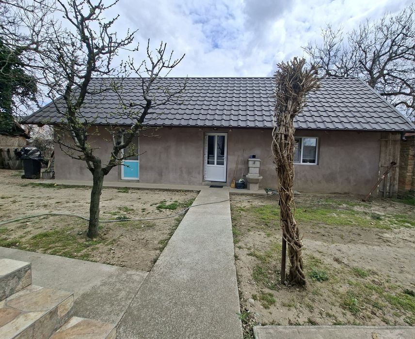 Casă de vânzare in Covasant