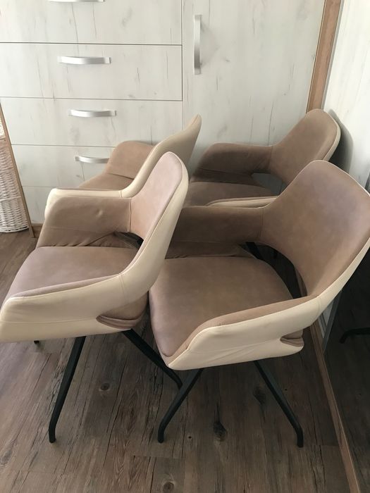 Столове за кухня