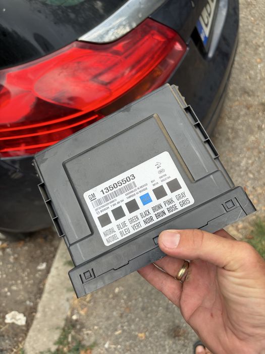 BCM (Body Control Module) Боди контрол модул от Опел инсигния 2009г sport tower  150€