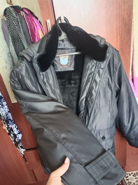 Продам куртку муж
