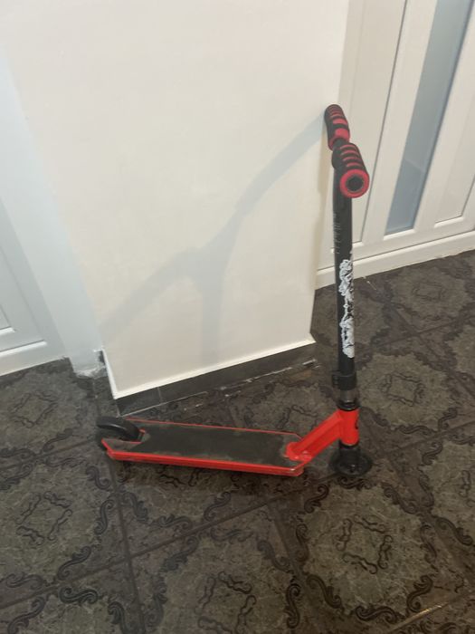 Vând trotineta de Adulți oxelo si trotineta de freestyle