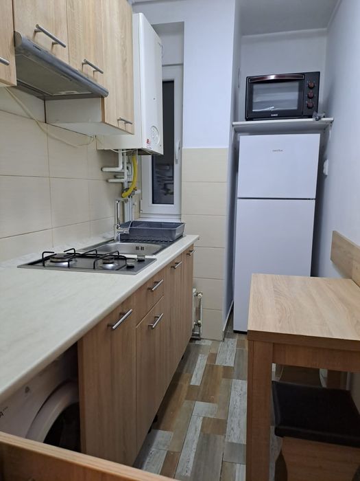 Proprietar inchiriez apartament 2 camere, balcon zona Cedonia mobilat si utilat - reper zona bld. Mihai Viteazu str. Nicolae Iorga