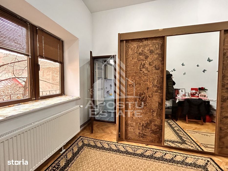 Apartament elegant, 2 camere, într-un palat istoric – Zona Iosefin