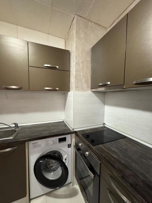 Дава се под наем Двустаен апартамент в Пловдив, Христо Смирненски - 62 кв.м за 382.5 € - Снимка #2