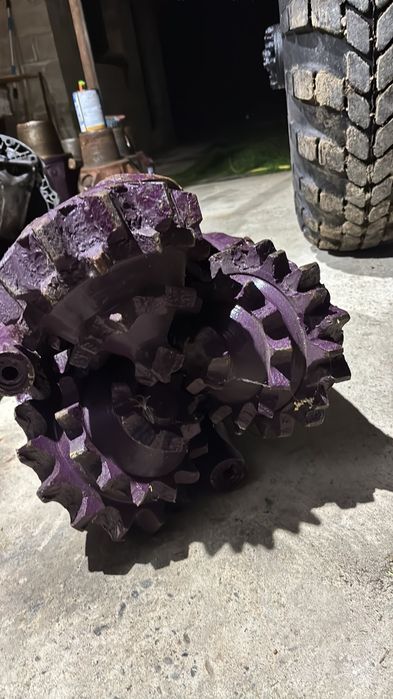 Сондажно триролково длето 393мм