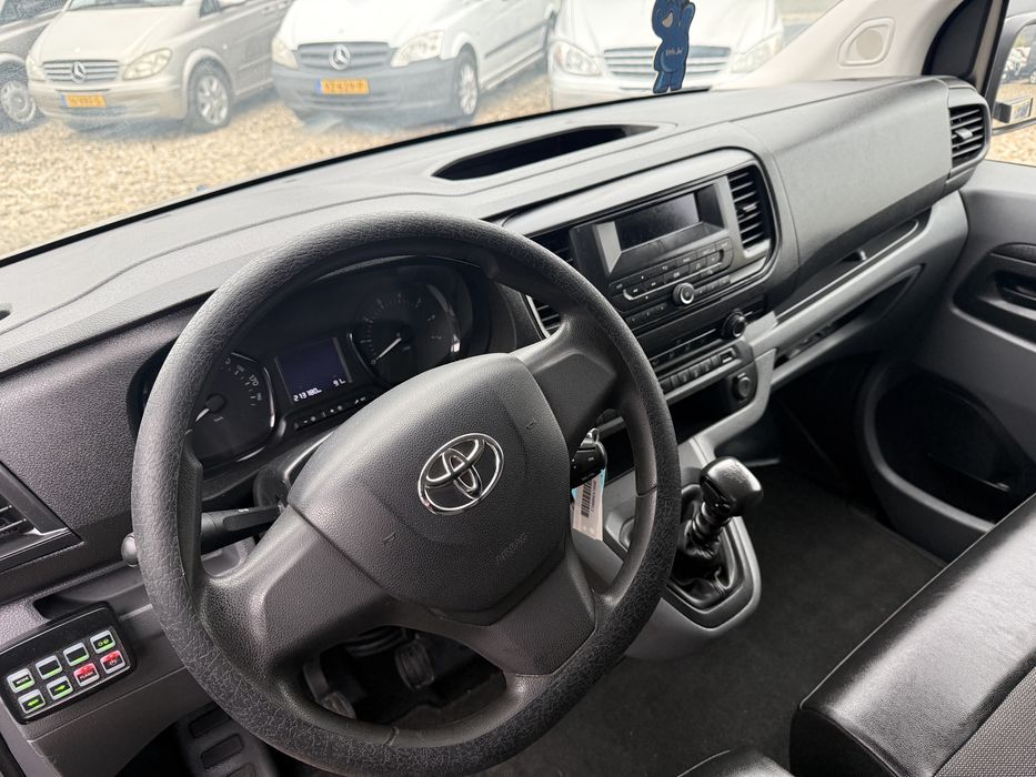 Toyota proace fiat peugeot citroen 2018