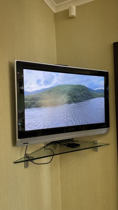 Продам Телевизор Philips