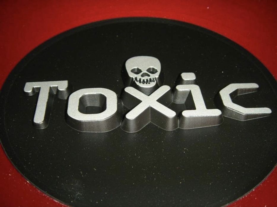 TOXIC (Черепа) -Качествен и Мощен 2 канален авто бас усилвател за кола