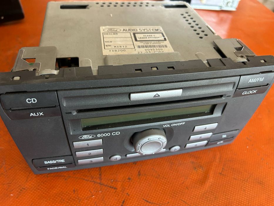 Radio CD Ford Focus 2