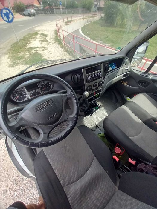 Autoutilitara Iveco Daily 3,5 t, motor 2,3 Diesel,126CP din 2011