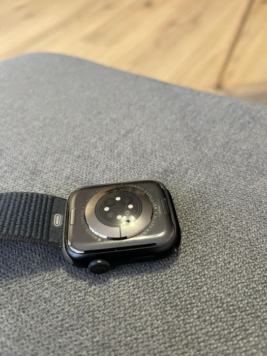 Apple Watch Series 9 – 45 мм. 100% батерия, перфектно състояние