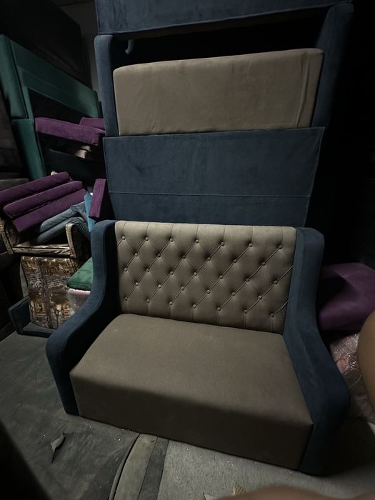 диваны с подлокотниками для кафе и ресторан