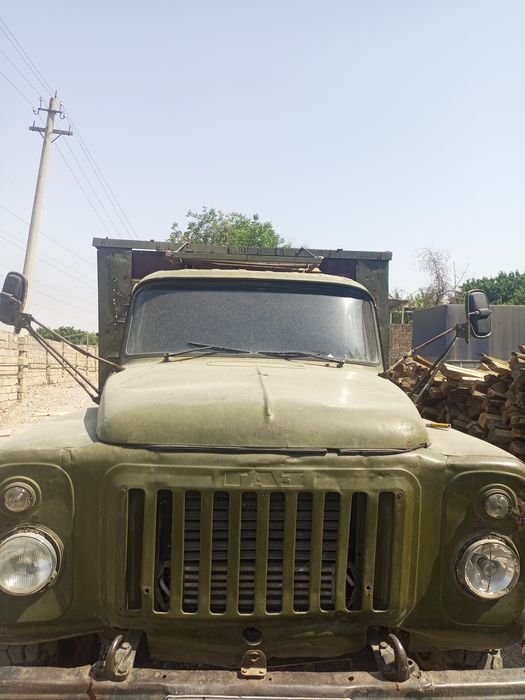 Gaz 52 sotiladi yuradigan moshina