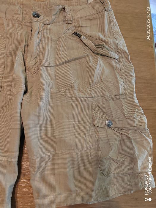 Мъжки панталони.