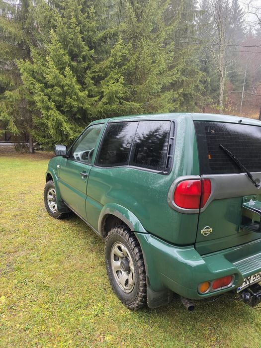 Nissan Terrano II