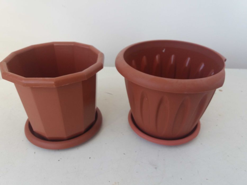 Горшки для цветов листай