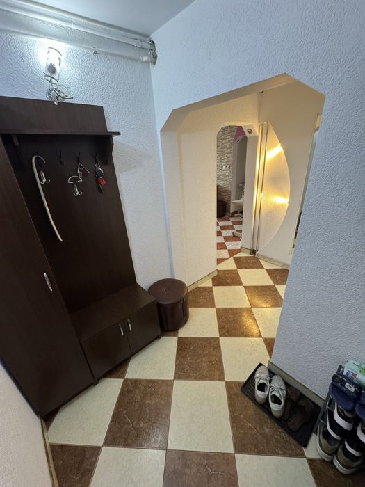 De vanzare apartament 3 camere zona centrala big