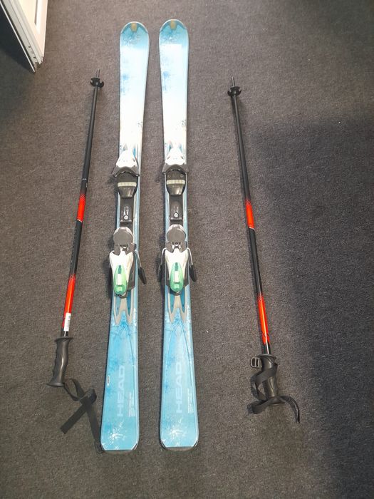 Set complet ski dama cu clapari marimea 40, skiuri head, bete si casca