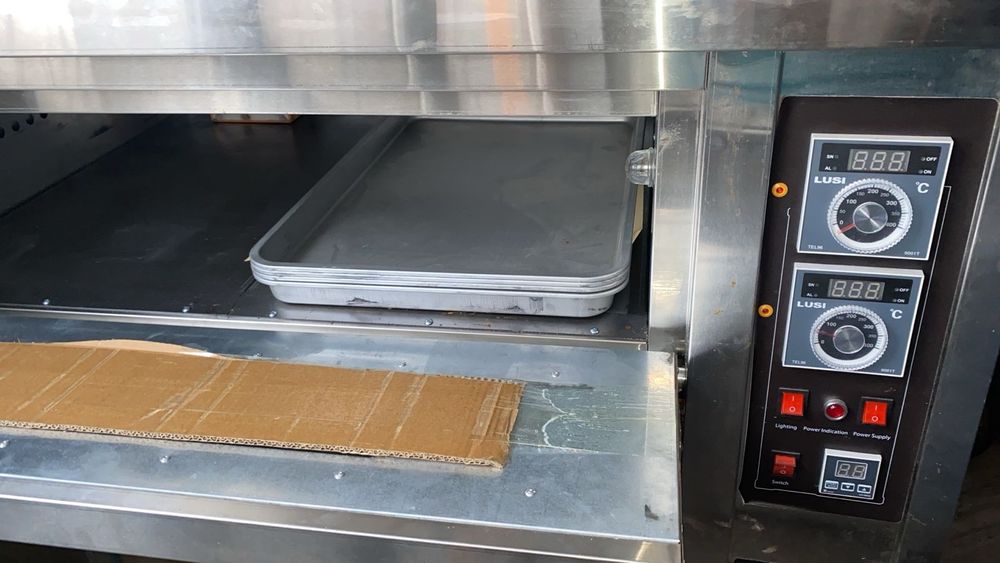 Продам печь и формы