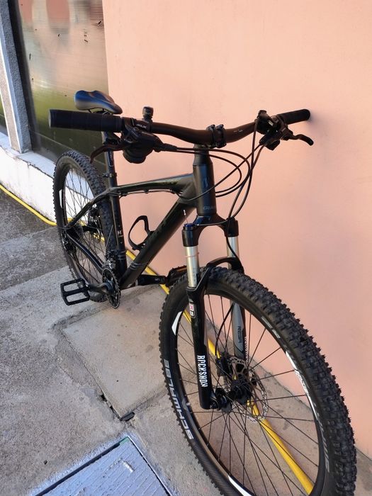 Vând bicicletă Giant Talon mărime M, roți 27,5