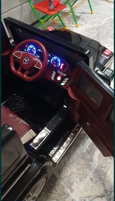 Детский электромобиль ОТС.