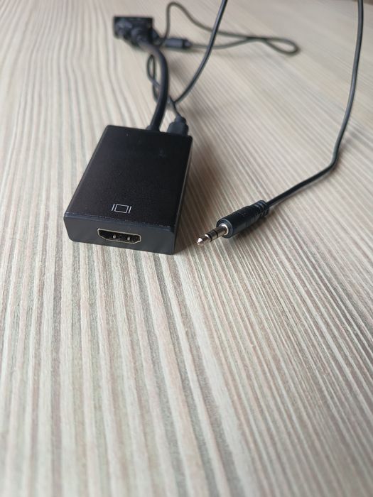 Adaptor VGA la HDMI mamă