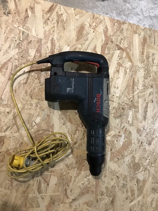 Rotopercutor Bosch GSH 7 VC 1500w Alimentare 110w  Anglia