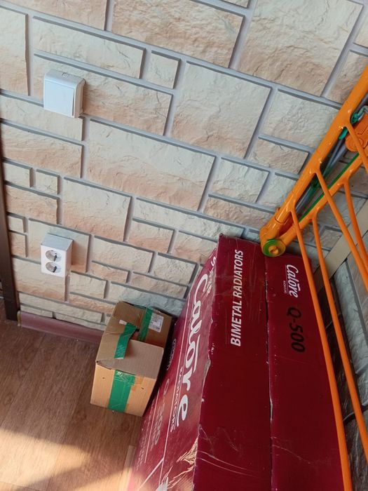 Продам дом с гаражом.