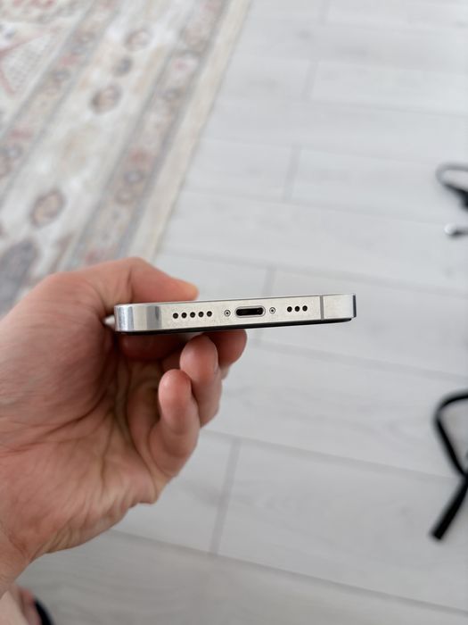 Iphone 12 Pro 256 GB не вскрывался ни разу