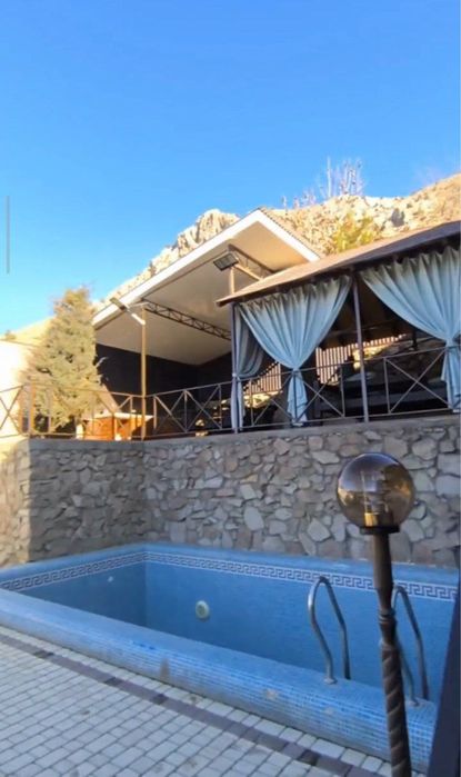 Элитная 2-х этажная дача в Чимгане , 4.5соток, для Отдыха и бизнеса.