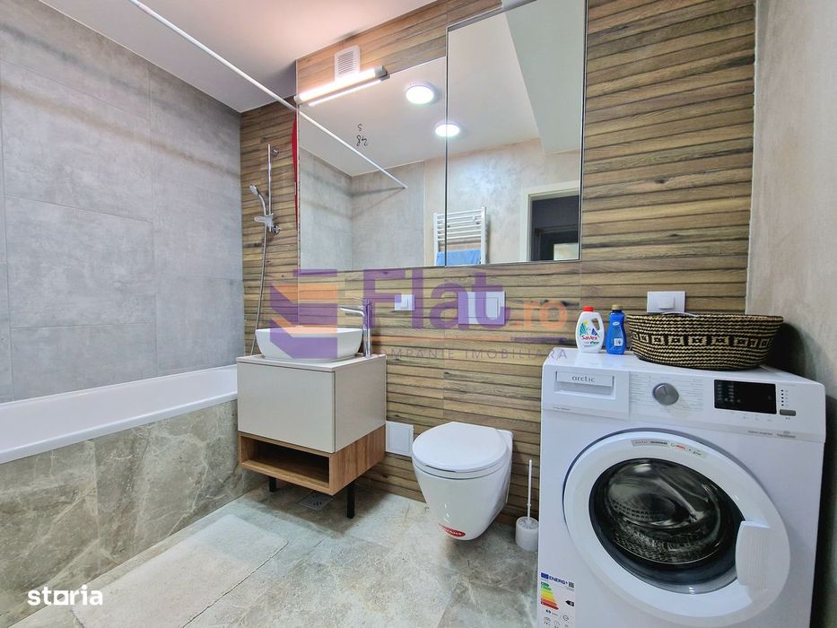 3 Camere Prima Inchiriere Zona Coresi