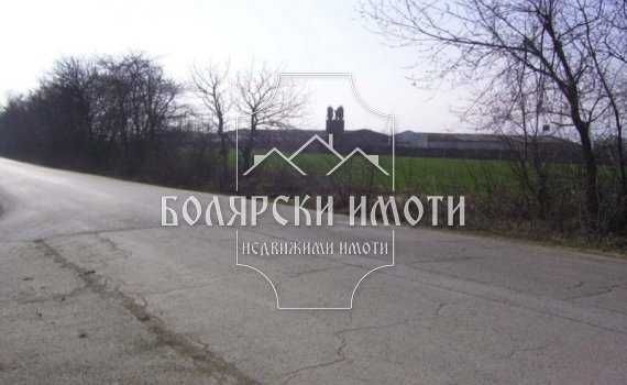 Продава се Парцел в Велико Търново, Промишлена зона - Запад - 1900 кв.м за 31 €/кв.м - Снимка #1