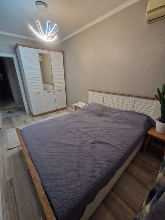 кровать и шкаф вместе