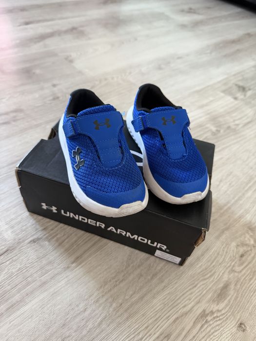 Adidasi baieti under armour nr 25