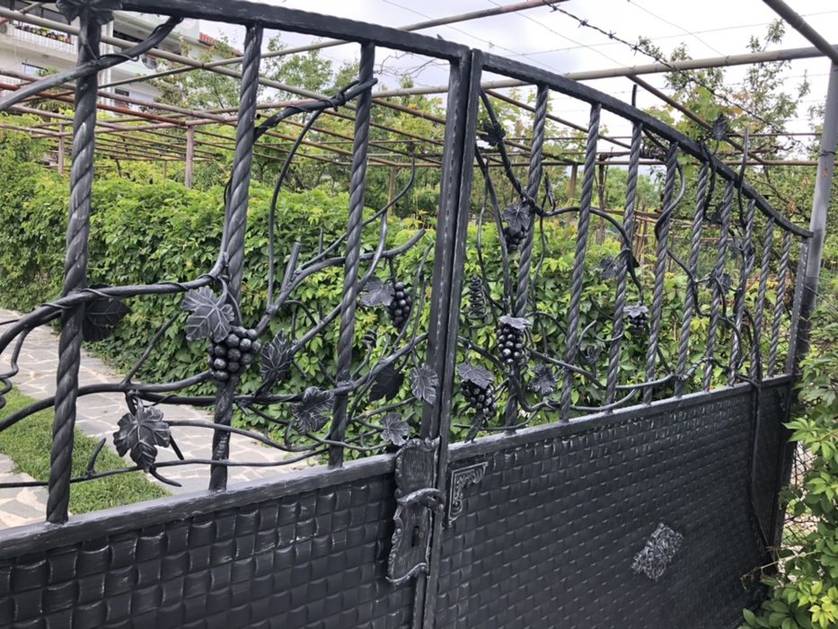 Врата ковано желязо