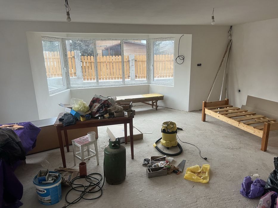 Inchiriez casa in Floresti depozit,sediu firma