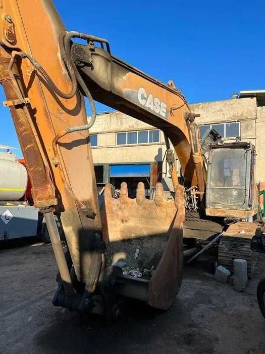 Dezmembrez excavator Case CX240 B-Piese de schimb Case