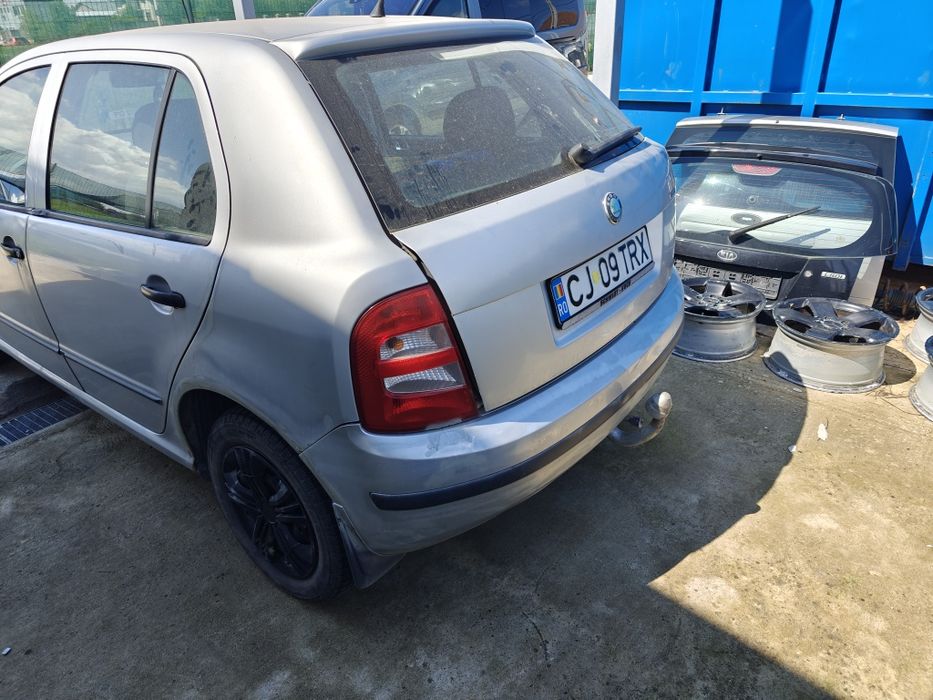 Vindem piese rezultate din dezmembrarea unei Skoda Fabia