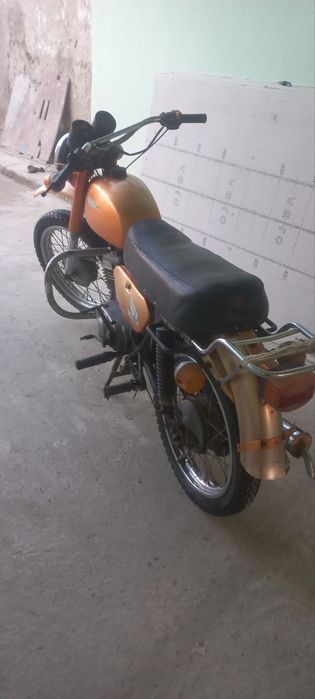 Мотоцикл Минск сотилади