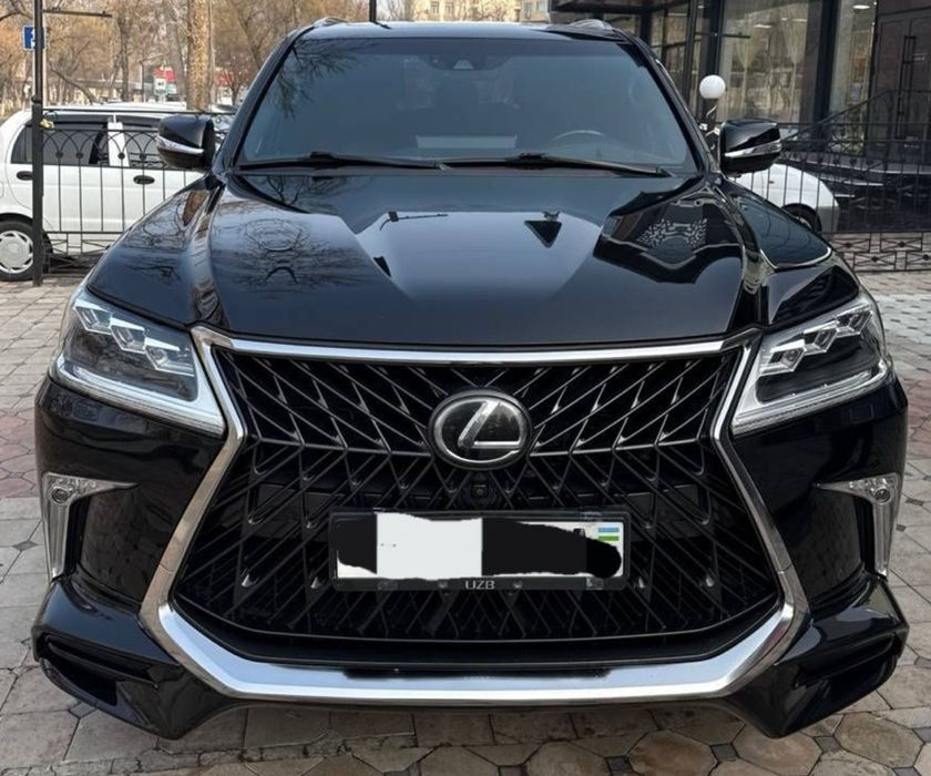 Lexus LX570 2019