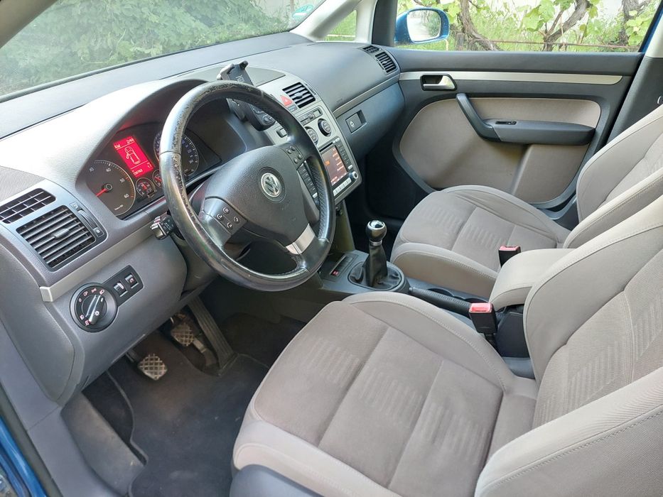 vw touran an  2007 ,2.0 tdi