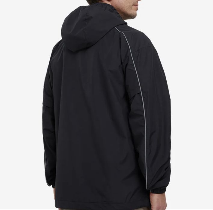Мужская ветровка