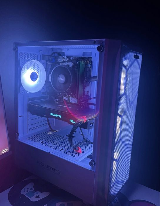 Vand/schimb pc (tot setup ul ) de gaming