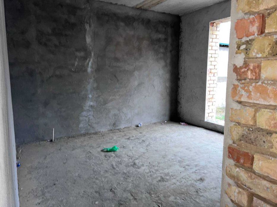 Продам участок 2- соток с новым домом, коробка