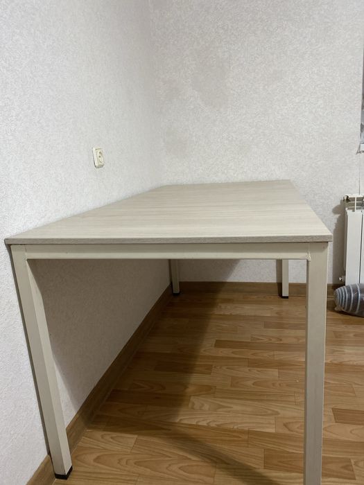 Продам стол 160×80 см