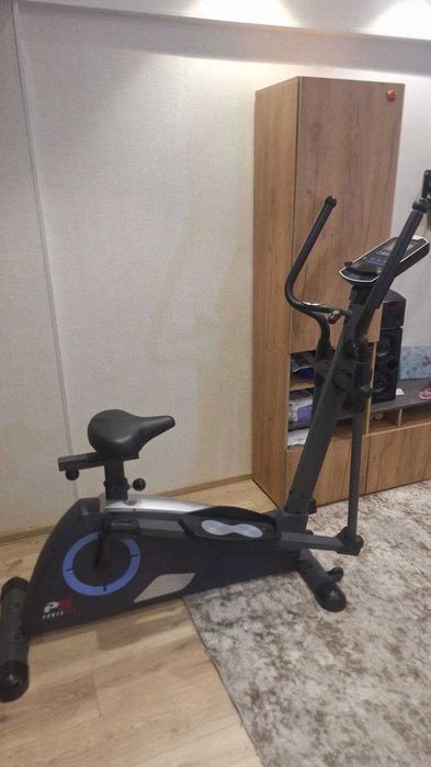 Продаю эллиптический тренажер PowerGym E170