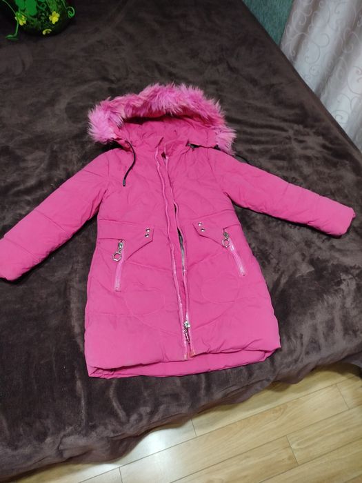 Зимняя куртка на девочку