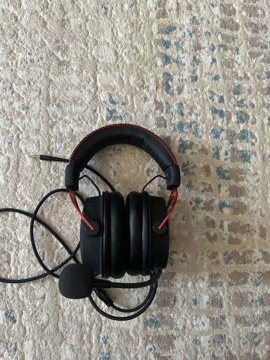 Наушники HyperX Cloud Alpha Wired Gaming Headset  в идеальном состояни